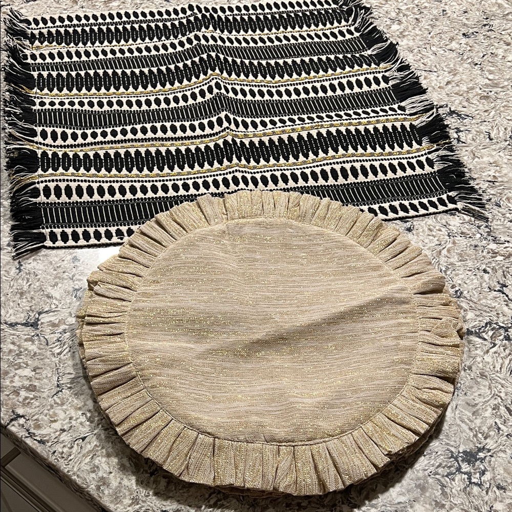 Nicole Miller Beige and Black Placemat Duo